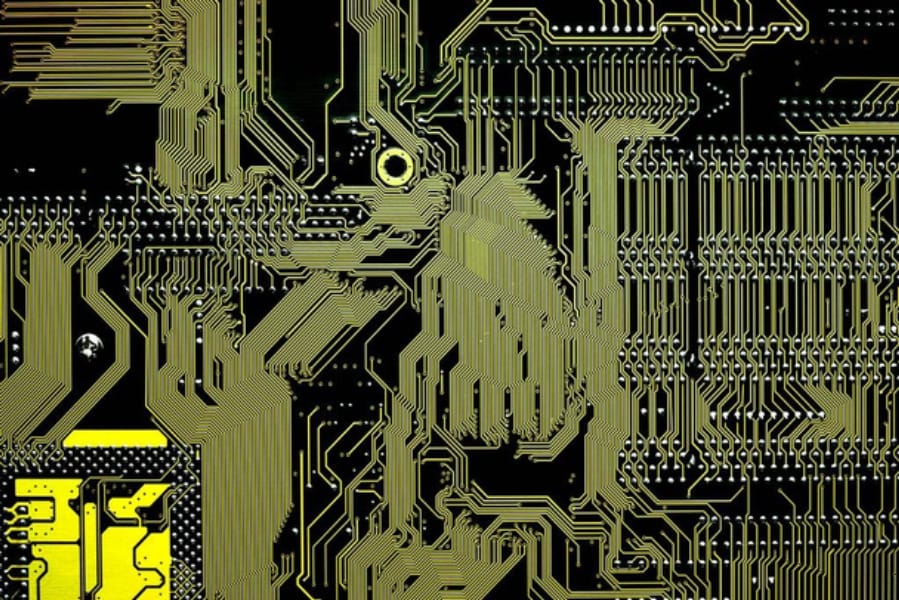 hdi板與普通pcb的區(qū)別，hdi板和通孔板區(qū)別？